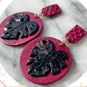 Handmade Earrings Monstera Leaf Pink/Black / Plant
